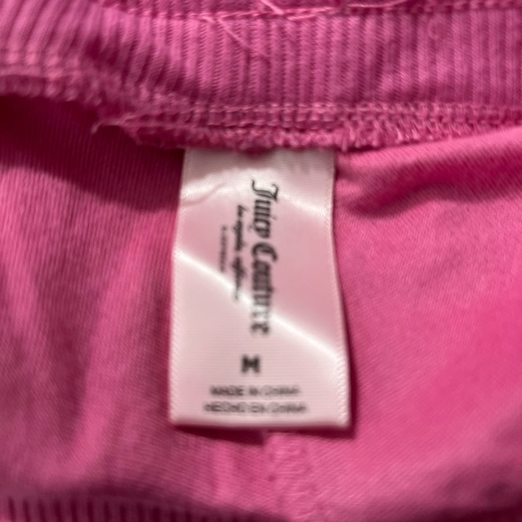 Juicy Couture Sleep Wear Velvet Pink Shorts - Picture 5 of 5